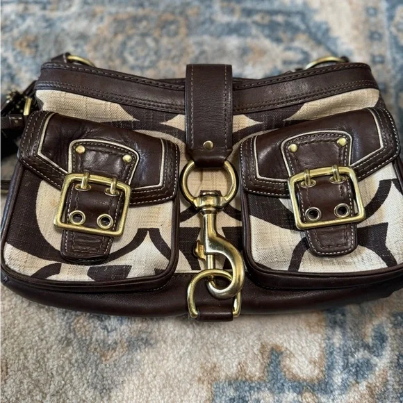 Coach Vintage Leather Brown and Cream Women's Bag - Picture 6 of 9